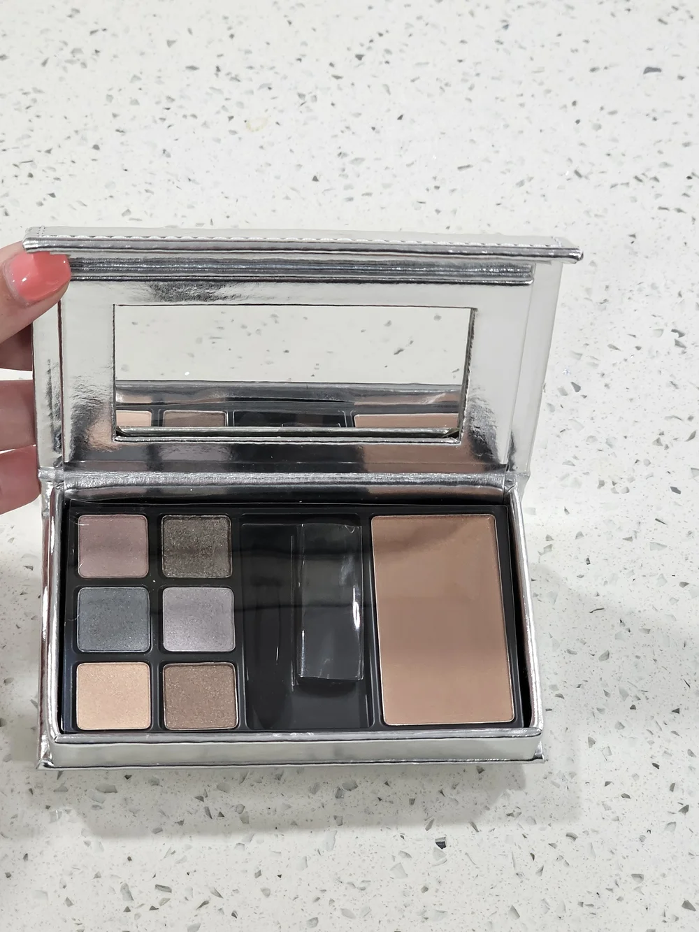 Elizabeth Arden Metallic Silver Compact Eyeshadow Case Never Used